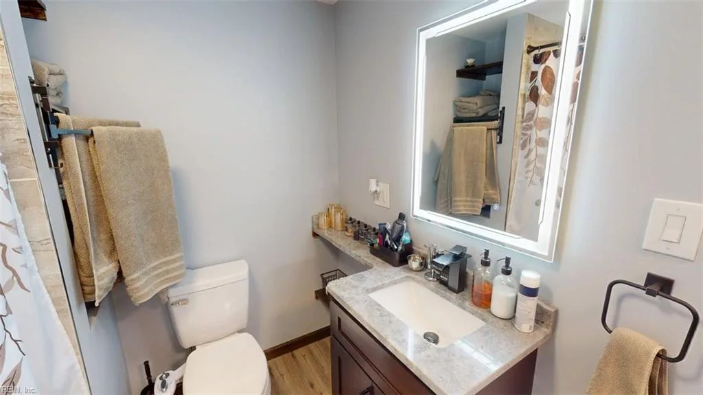 729 Pocahontas PL, HAMPTON VA 23661 thumb 12