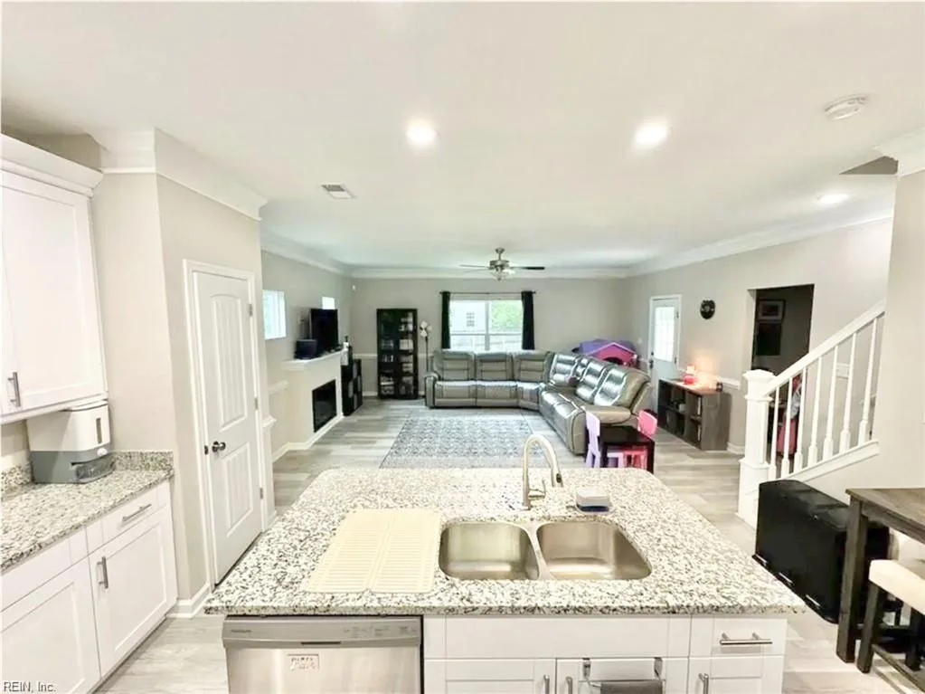 9228 1st View ST, NORFOLK VA 23503 thumb 8