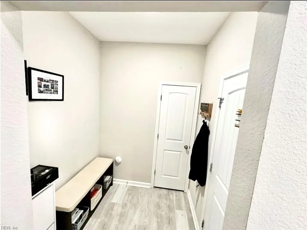 9228 1st View ST, NORFOLK VA 23503 thumb 9
