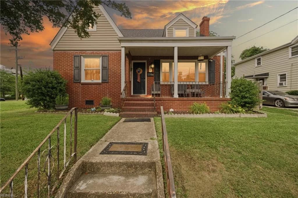 304 Walker AVE, NORFOLK VA 23523 - Photo 2