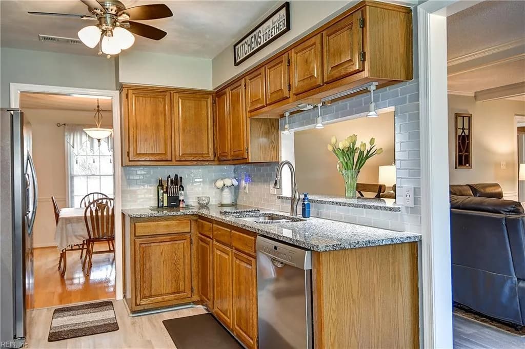 2001 Portules CT, VIRGINIA BEACH VA 23454 thumb 9