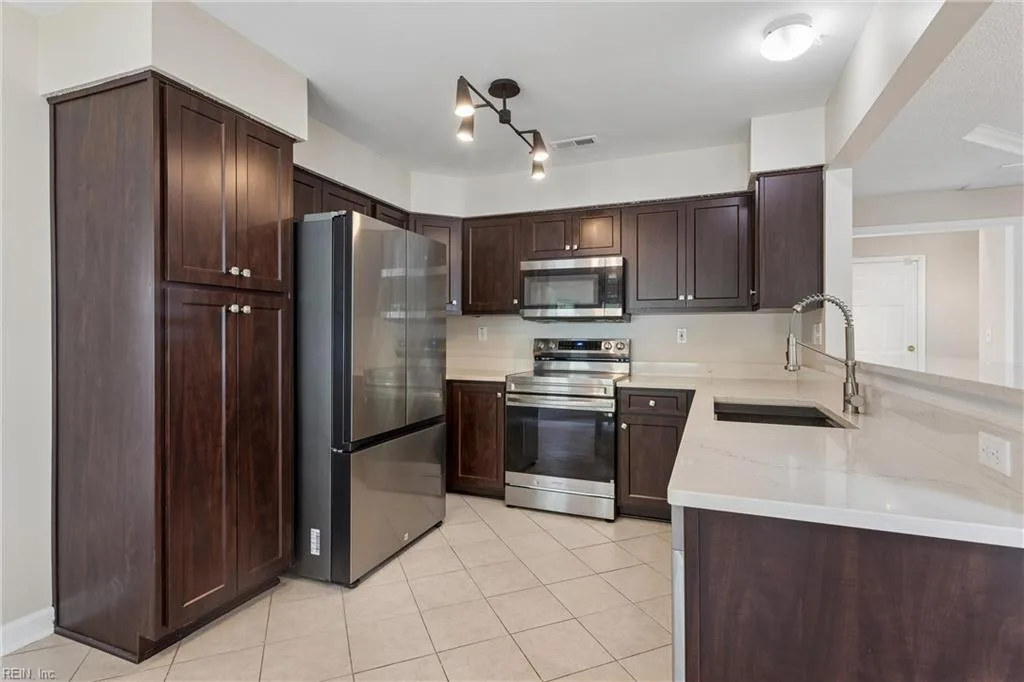 27 Wills WAY, HAMPTON VA 23666 thumb 11