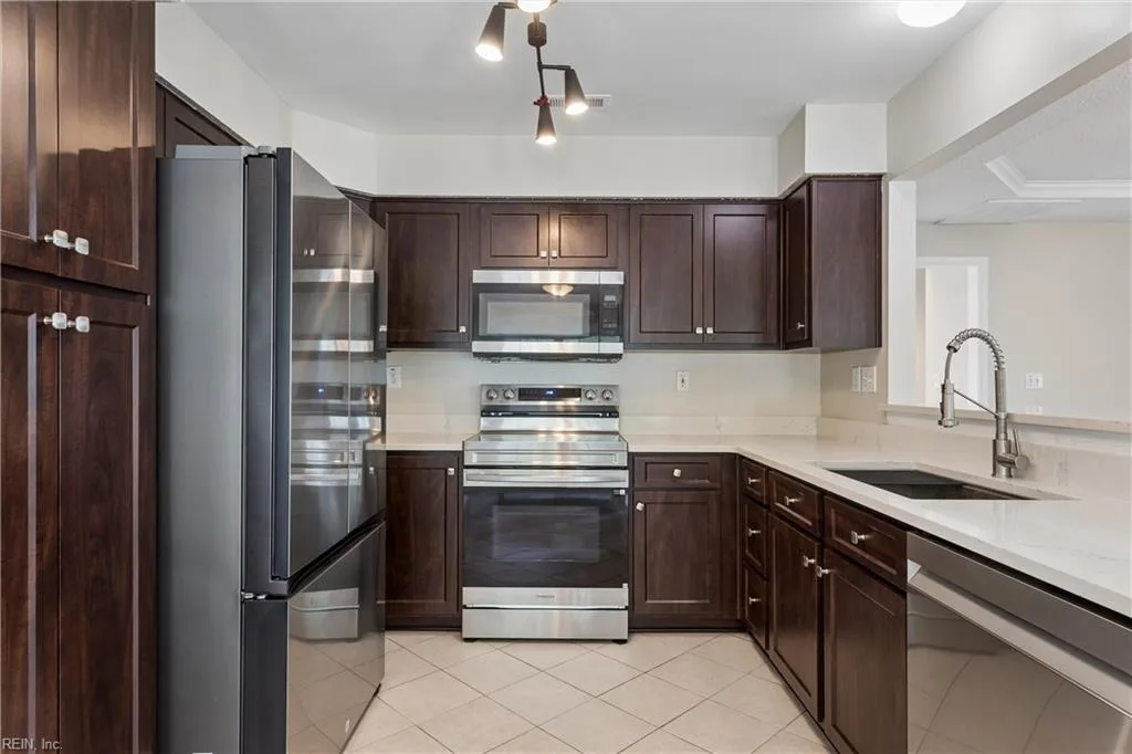 27 Wills WAY, HAMPTON VA 23666 thumb 12