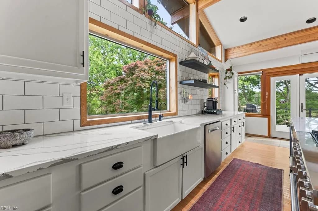 6078 Harmantown RD, MACHIPONGO VA 23405 thumb 10