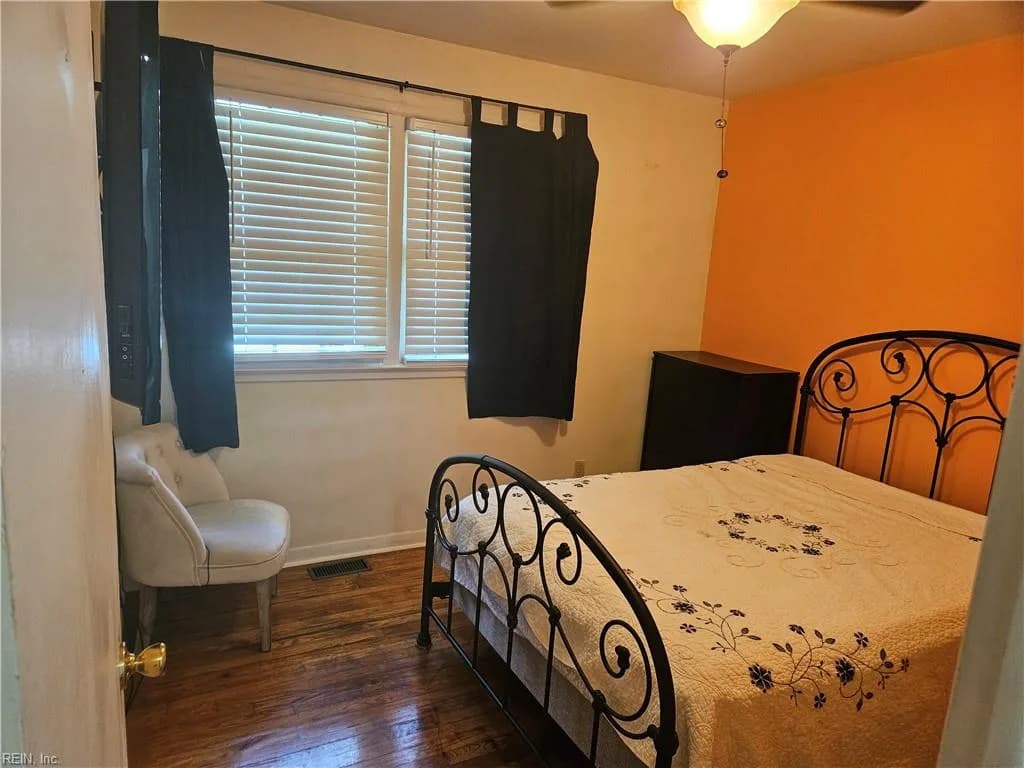 902 Chumley RD, PORTSMOUTH VA 23701 thumb 10