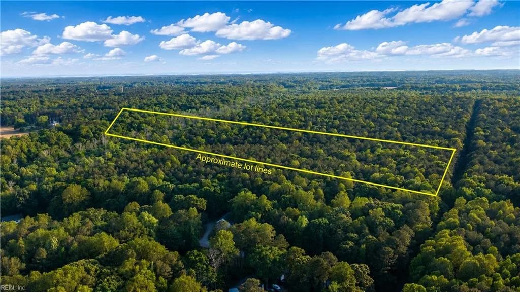 15+AC Fiddlers Green RD, GLOUCESTER VA 23061 - Main photo
