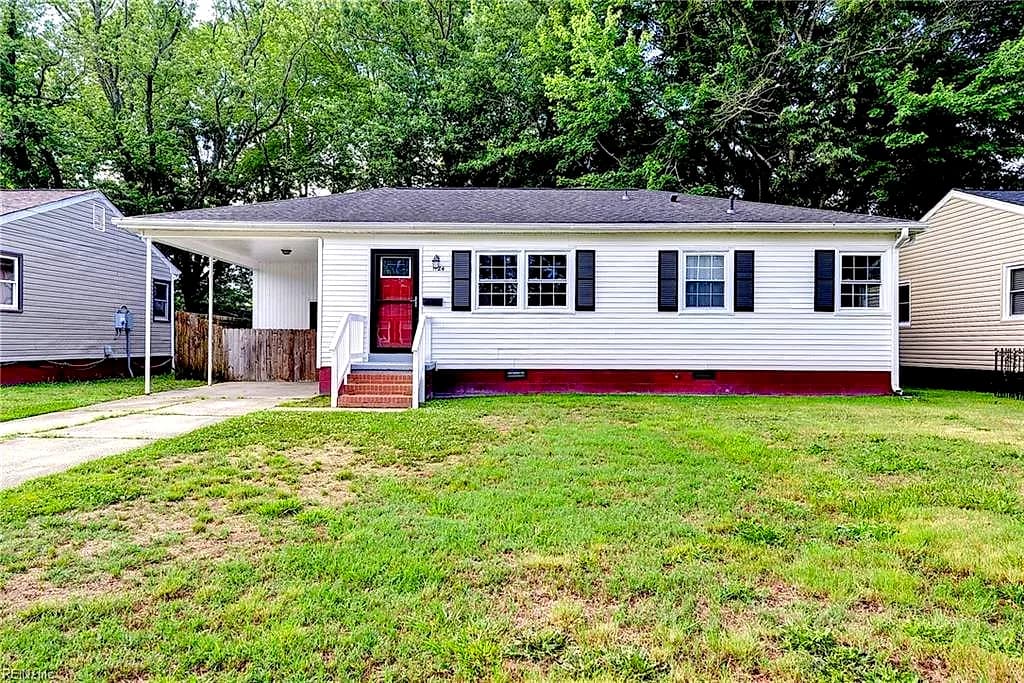 1124 78th ST, NEWPORT NEWS VA 23605 - Main photo