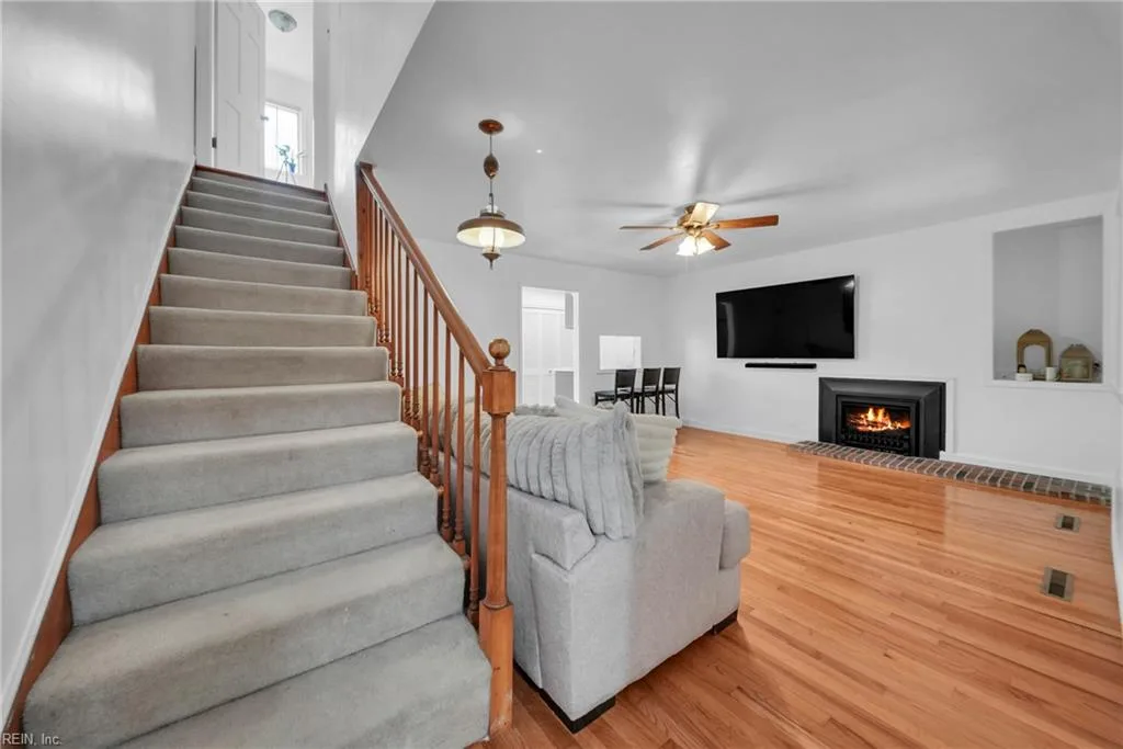 105 Cove Crescent NONE, YORKTOWN VA 23692 thumb 8