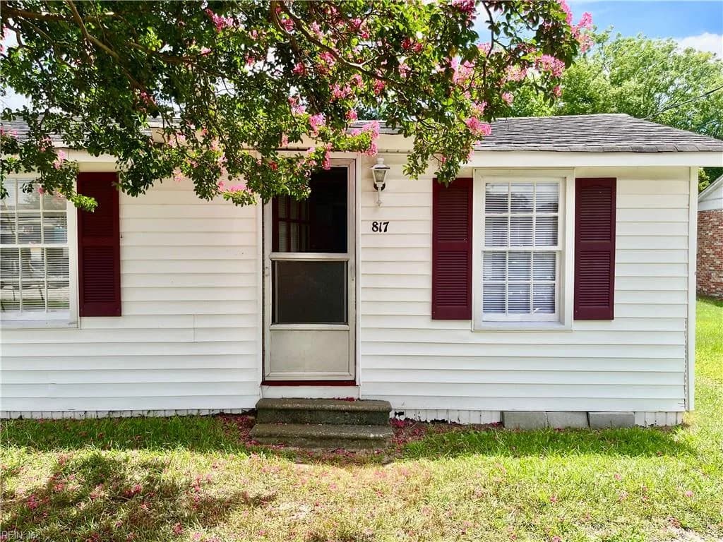 817 State ST, CHESAPEAKE VA 23323 - Photo 2