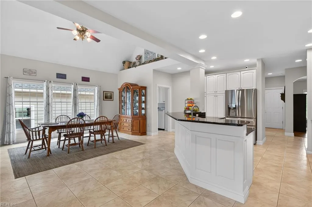 605 Oxbow CT, CHESAPEAKE VA 23322 thumb 12