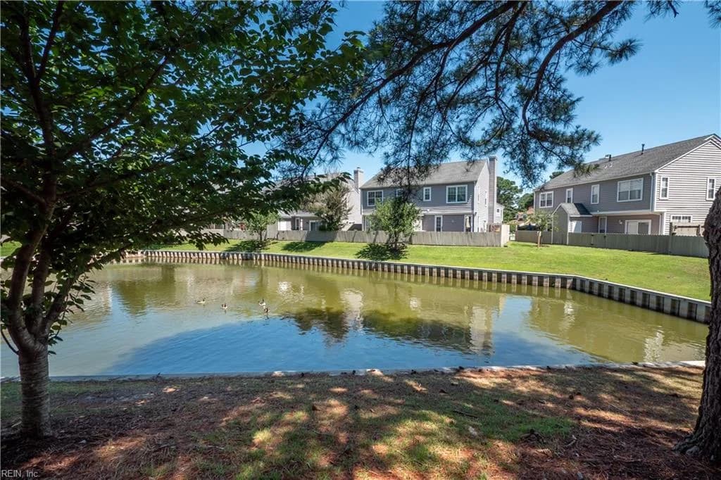 524 Furman CT, VIRGINIA BEACH VA 23462 - Photo 3
