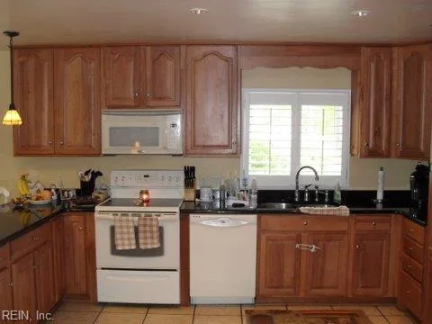 106 Lakeview DR, YORKTOWN VA 23692 thumb 11