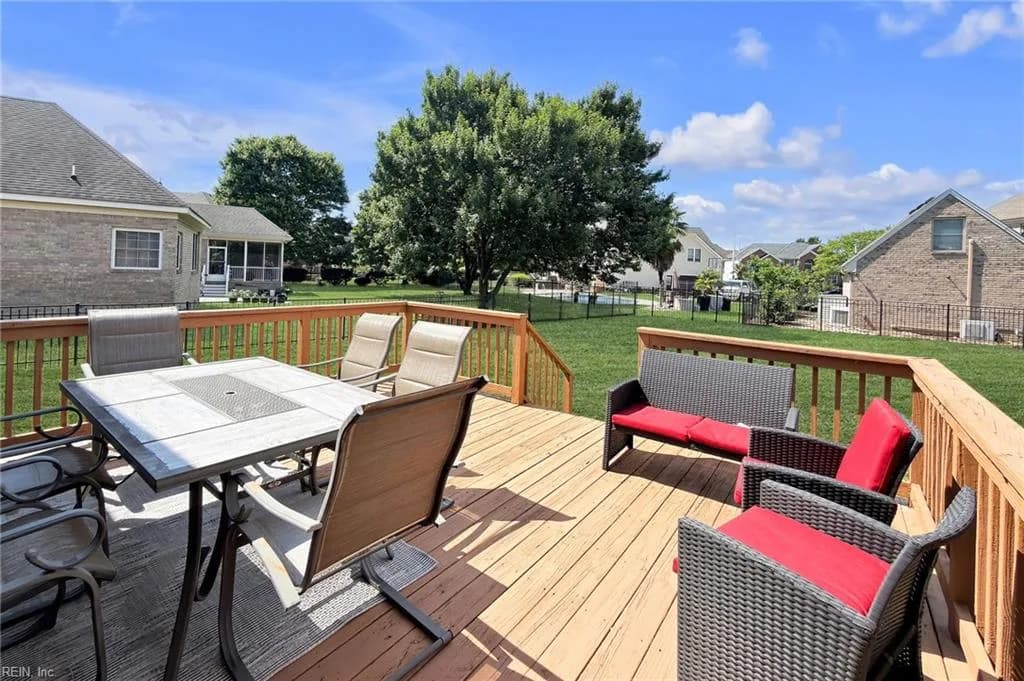 404 Vespasian CIR, CHESAPEAKE VA 23322 thumb 9