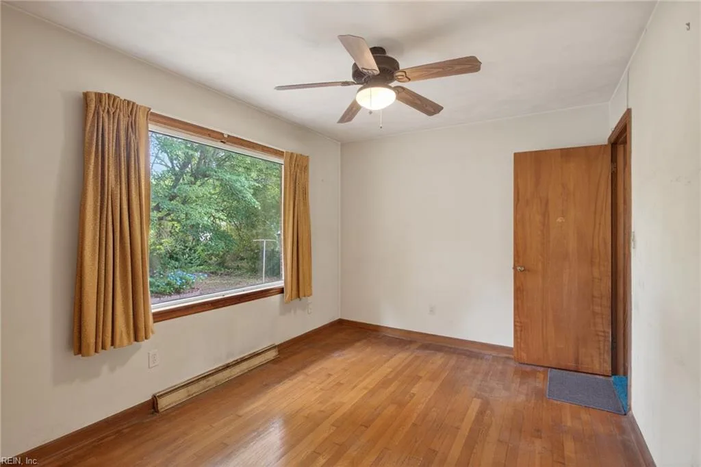 701 Forrest DR, NEWPORT NEWS VA 23601 thumb 9