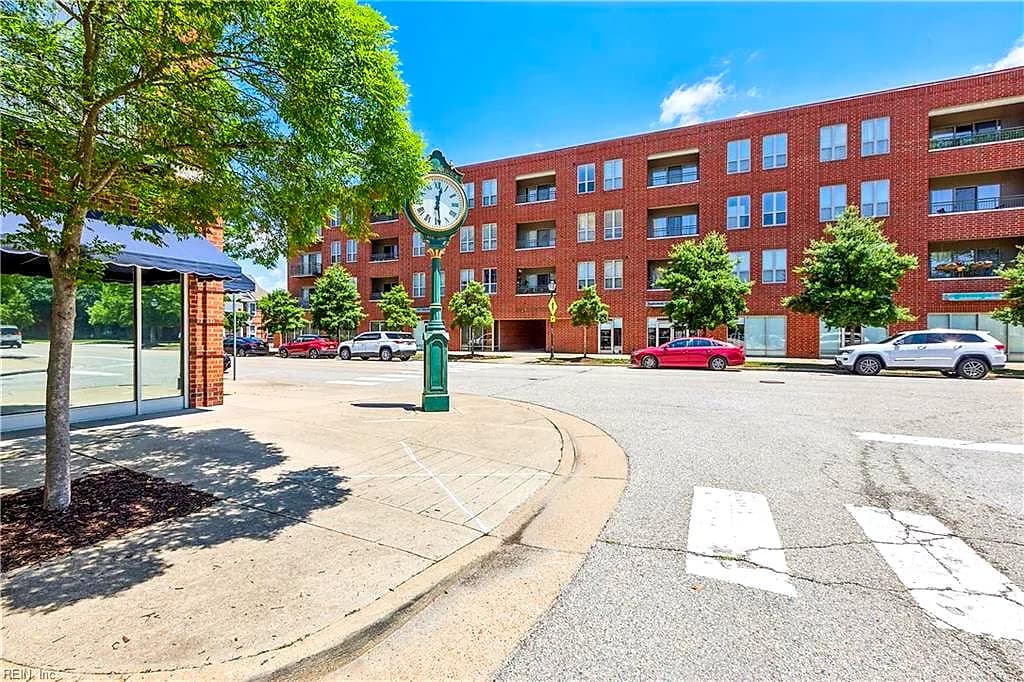 230 Nat Turner BLVD #2007, NEWPORT NEWS VA 23606 - Main photo