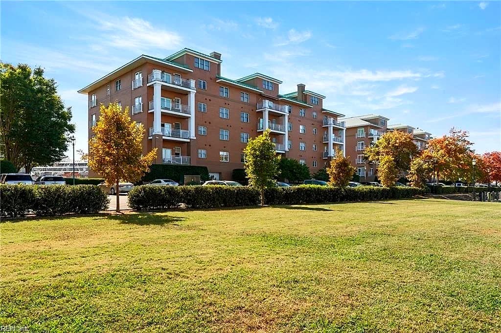 303 Brooke AVE #205, NORFOLK VA 23510 - Main photo