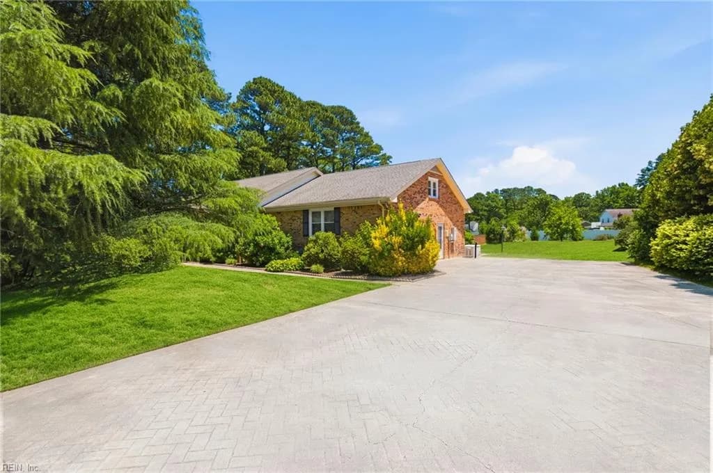 4183 N Witchduck RD, VIRGINIA BEACH VA 23455 - Photo 3