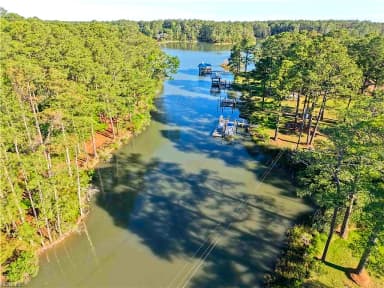 615 Ship Point RD, YORKTOWN VA 23692 thumb 3