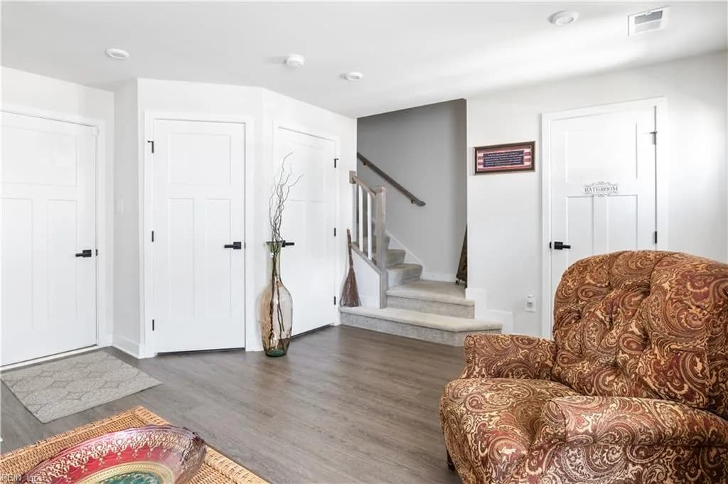 124 Fishermans WAY, POQUOSON VA 23662 thumb 8