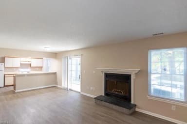 616 Ridge CIR, CHESAPEAKE VA 23320 thumb 2