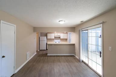 616 Ridge CIR, CHESAPEAKE VA 23320 thumb 6