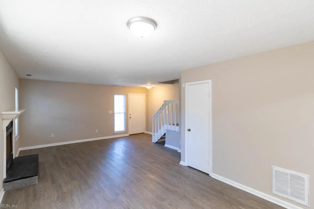 616 Ridge CIR, CHESAPEAKE VA 23320 thumb 8