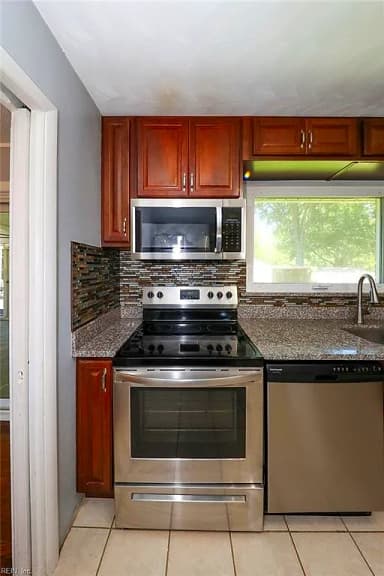 8033 Tarpon PL, NORFOLK VA 23518 thumb 10