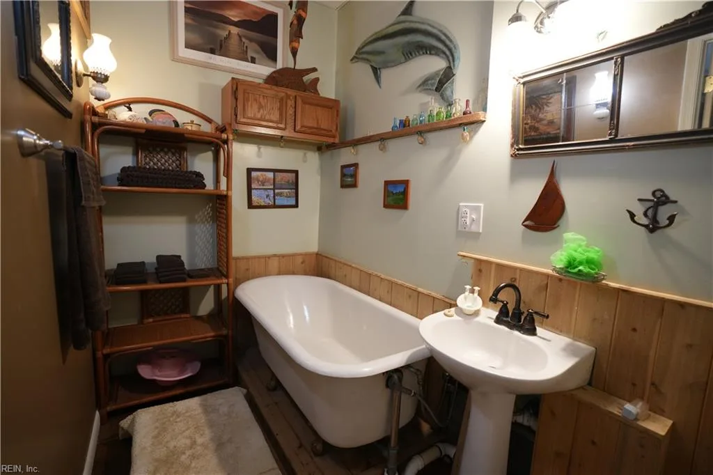 30191 Back Creek RD, HACKSNECK VA 23358 thumb 11