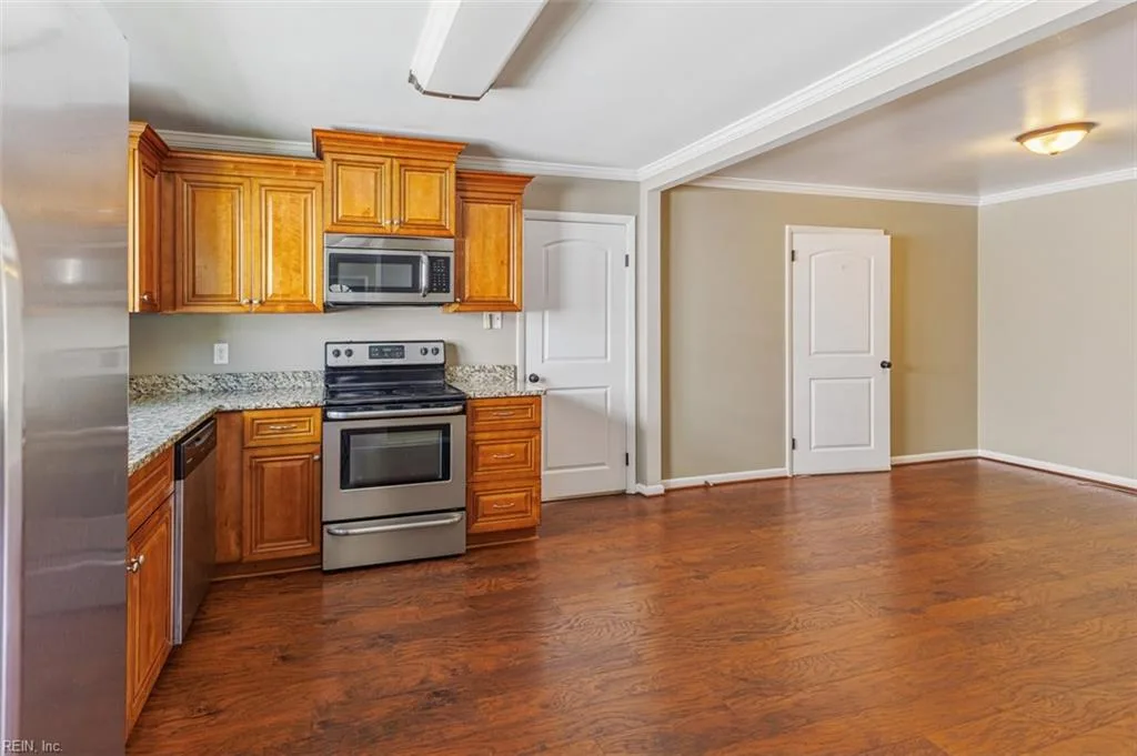 2023 Richard AVE, HAMPTON VA 23664 thumb 11