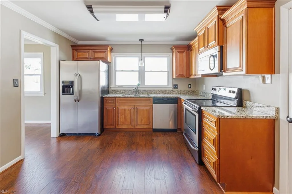 2023 Richard AVE, HAMPTON VA 23664 thumb 9