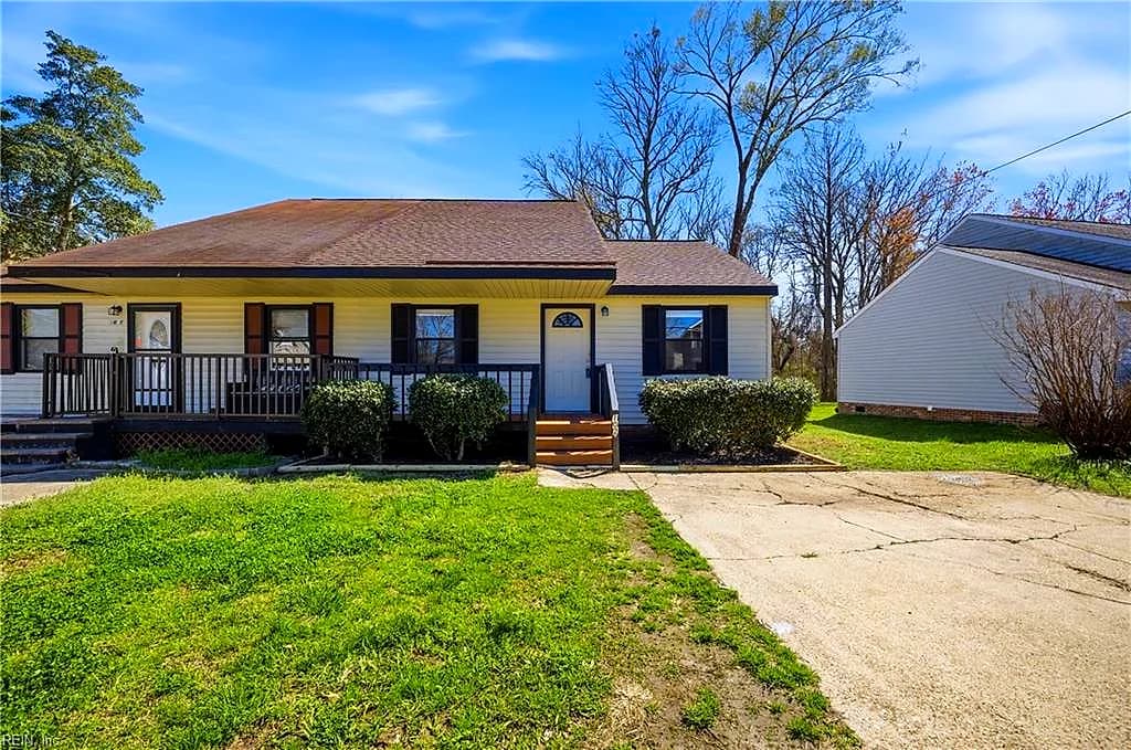 102 Diamond AVE #D, CHESAPEAKE VA 23323 - Main photo