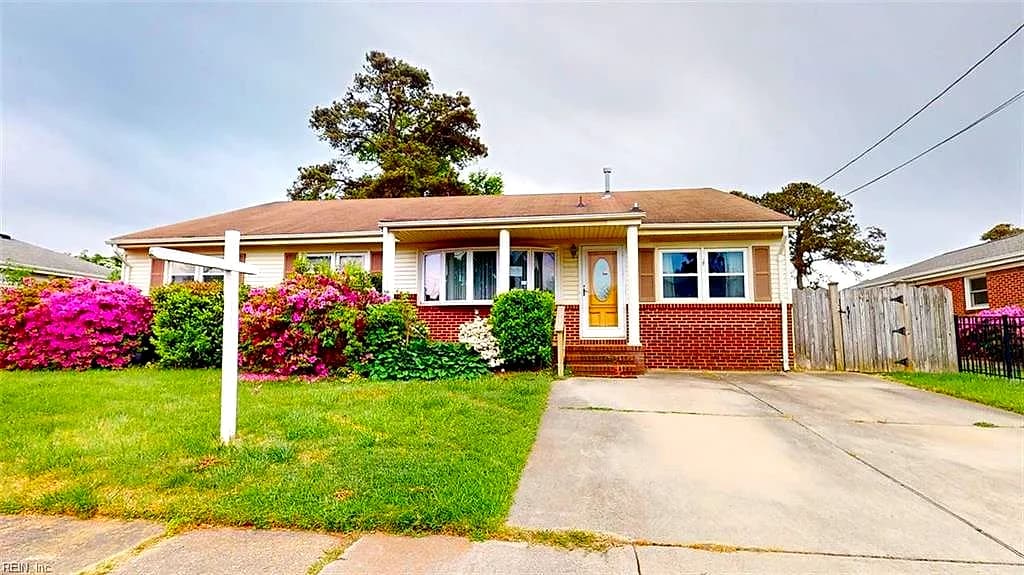 2439 Jasper CT, NORFOLK VA 23518 - Main photo