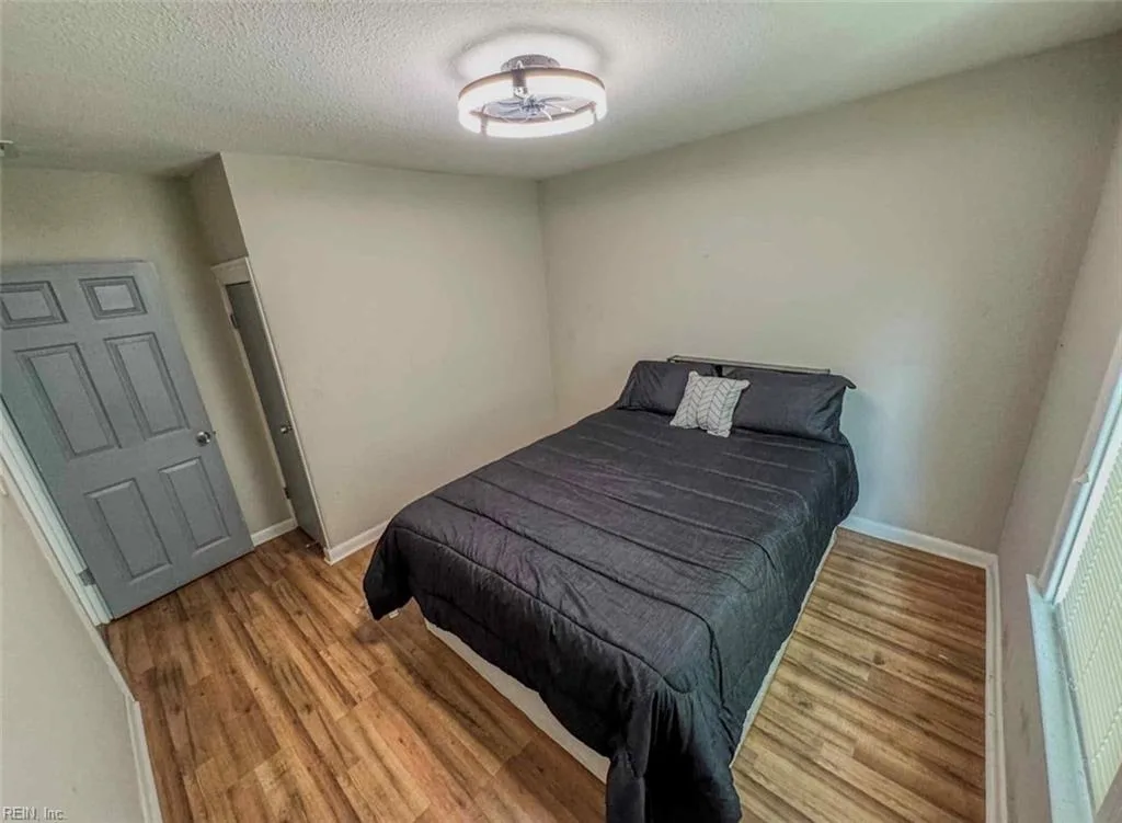 203 Blair AVE, NEWPORT NEWS VA 23607 thumb 11