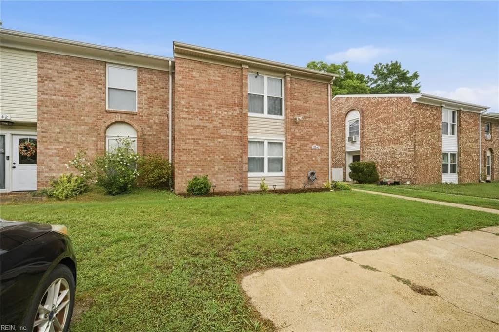 5340 Commons CT, VIRGINIA BEACH VA 23462 - Photo 3