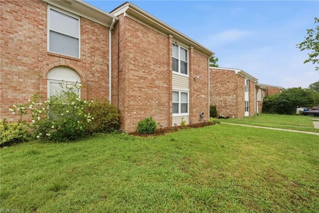 5340 Commons CT, VIRGINIA BEACH VA 23462 - Photo 4