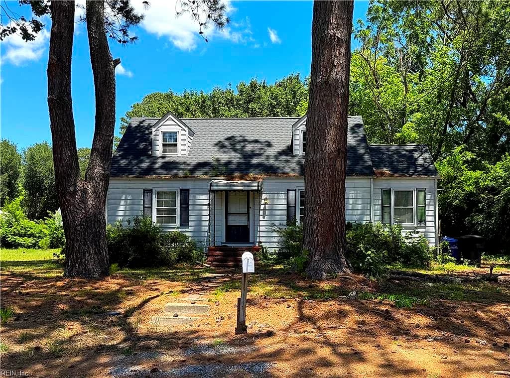 8 Van Patton PL, PORTSMOUTH VA 23701 - Main photo