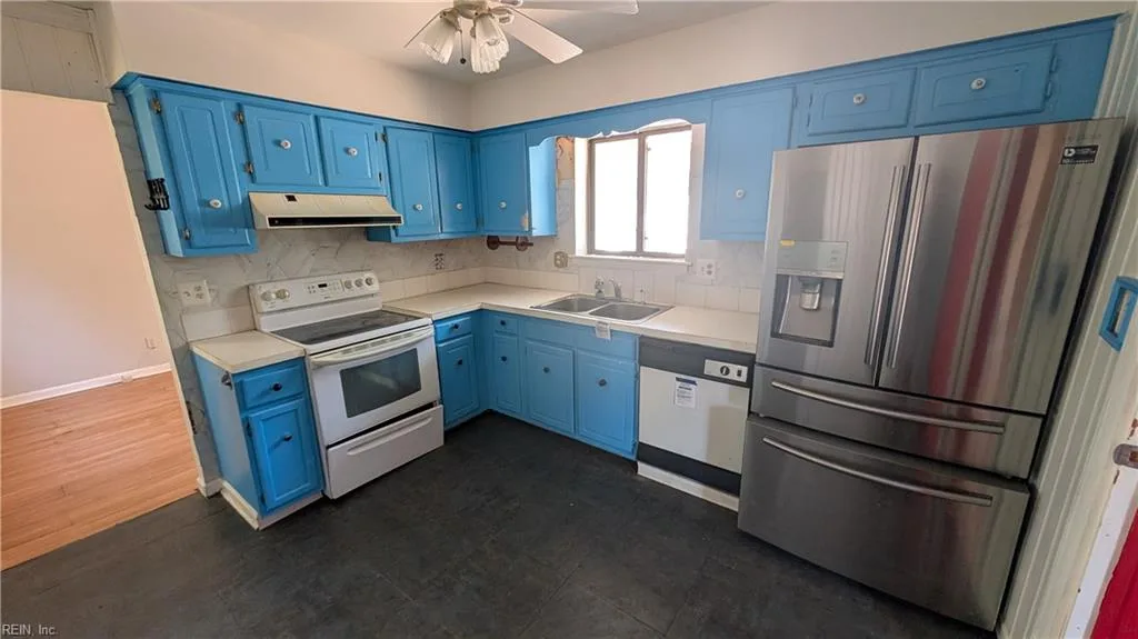 5764 Albright DR, VIRGINIA BEACH VA 23464 - Photo 4