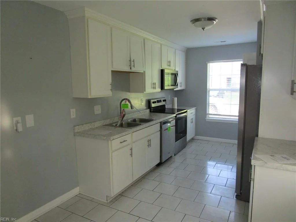 4 Roy CT, HAMPTON VA 23666 thumb 9