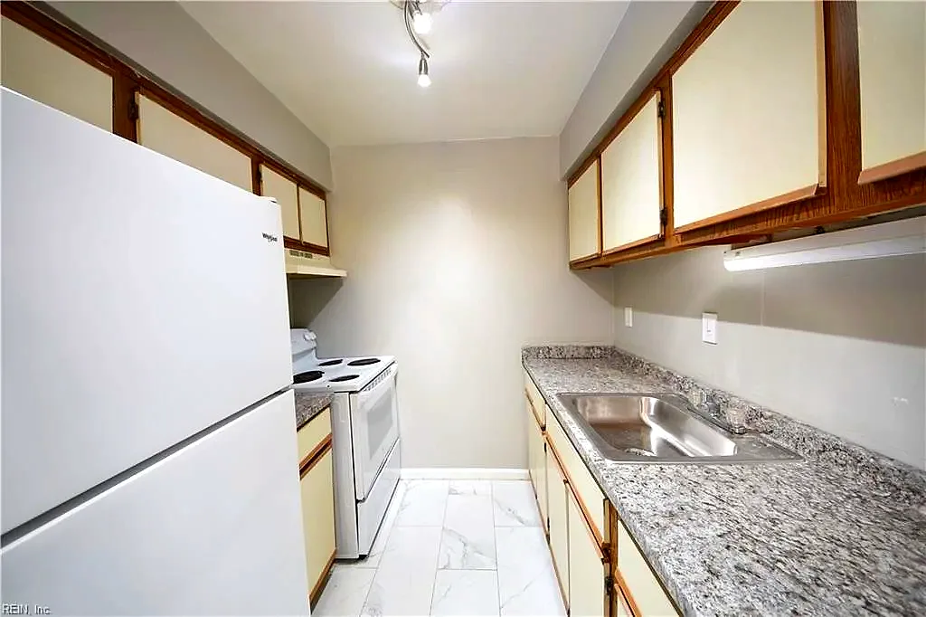 405 Clifton ST #A, NORFOLK VA 23523 thumb 11