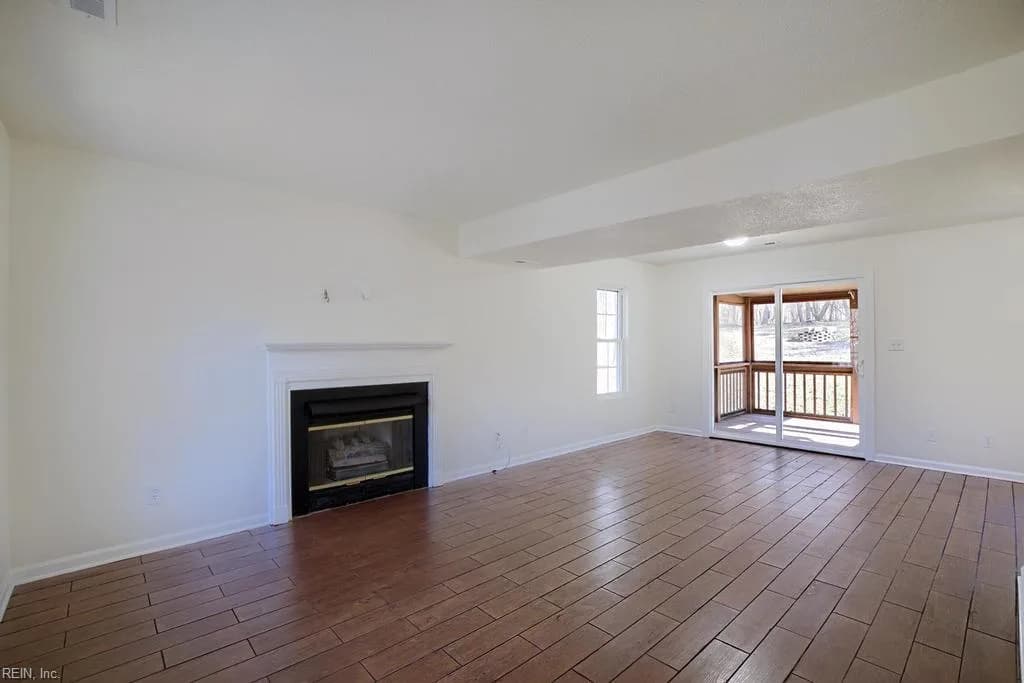 5475 Crany Creek DR, GLOUCESTER VA 23061 - Photo 4