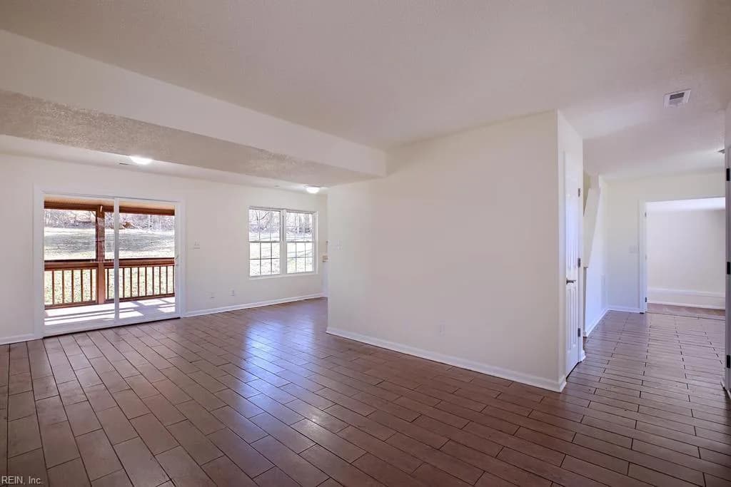 5475 Crany Creek DR, GLOUCESTER VA 23061 - Photo 5