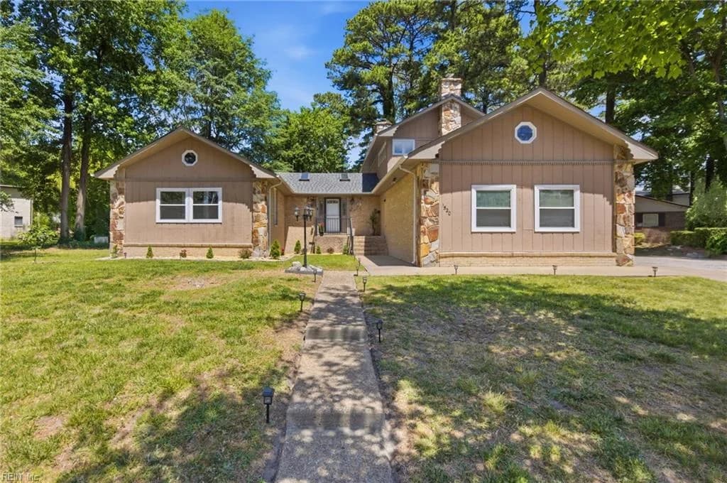 1520 Carson CRES E, PORTSMOUTH VA 23701 - Photo 2
