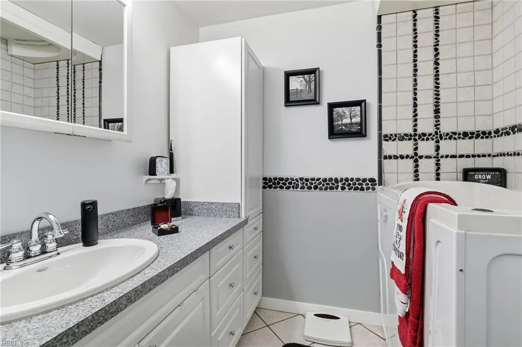 320 Bay Tree Beach RD, SEAFORD VA 23696 thumb 11