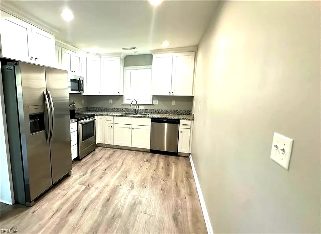 7934 Woodall RD, NORFOLK VA 23518 thumb 11