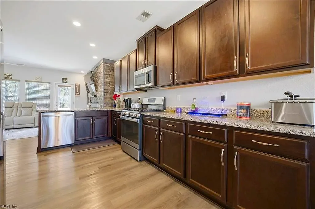 1002 Opal ST #104, SUFFOLK VA 23435 thumb 12