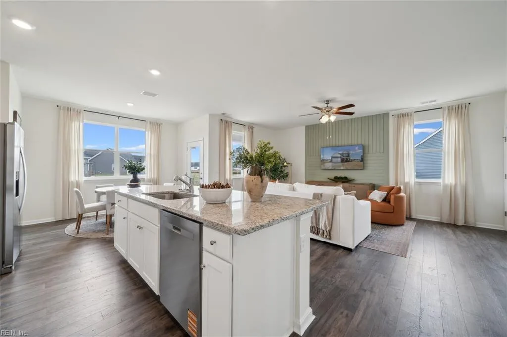 1406 Baptist RD, YORKTOWN VA 23690 thumb 12