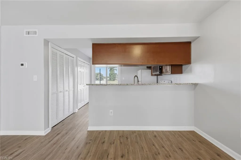 351 Fort Worth AVE #102, NORFOLK VA 23505 thumb 6