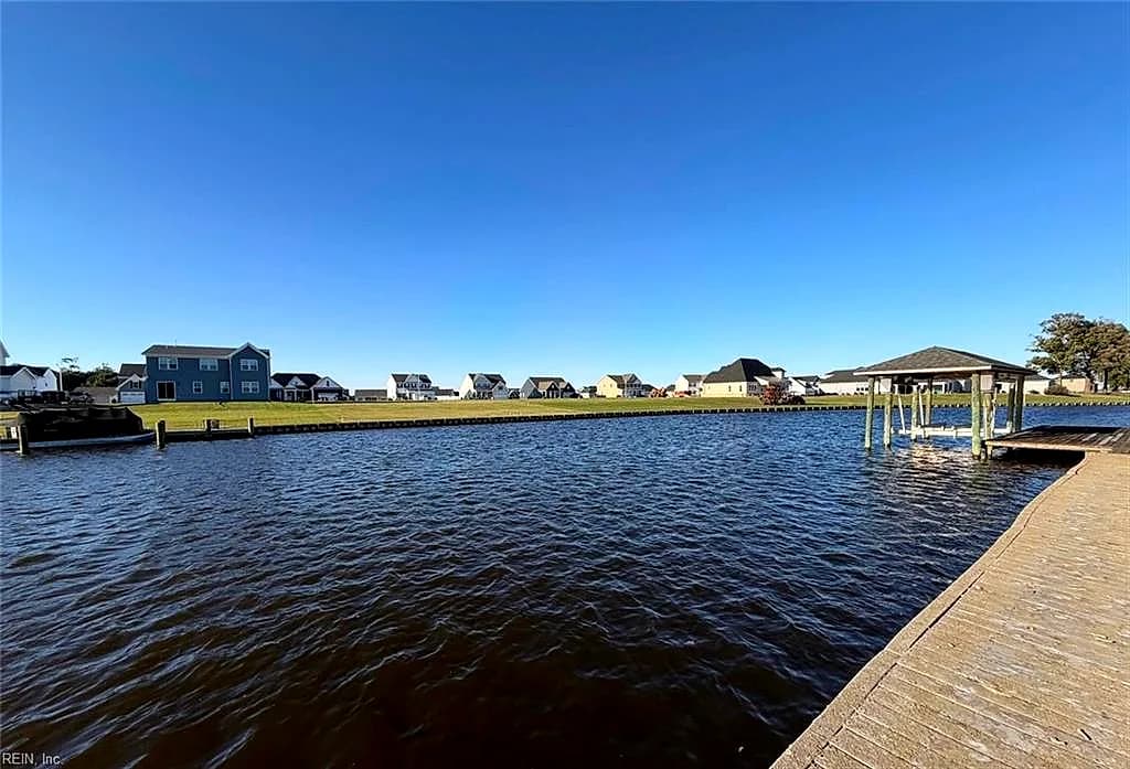 125 Pelican Pointe DR, ELIZABETHCITY NC 27909 - Main photo