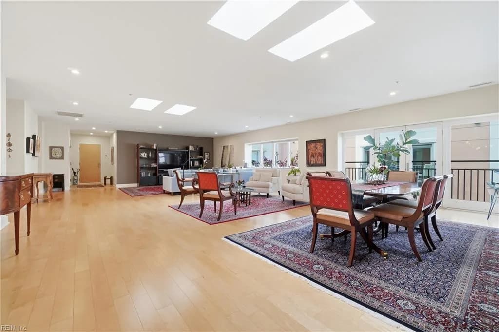220 W Brambleton AVE #202, NORFOLK VA 23510 thumb 11