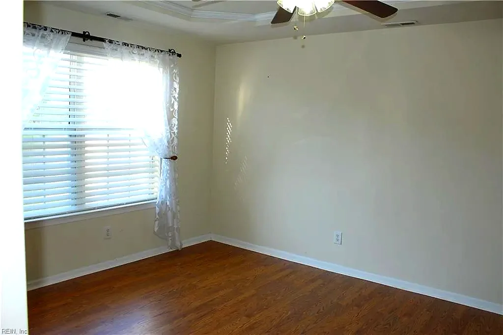 54 Locksley DR, HAMPTON VA 23666 thumb 11